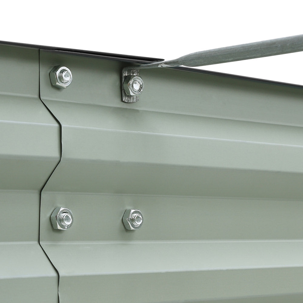 Side view of internal structure of galvanized steel raised garden bed – ample space for growing vegetables and herbs